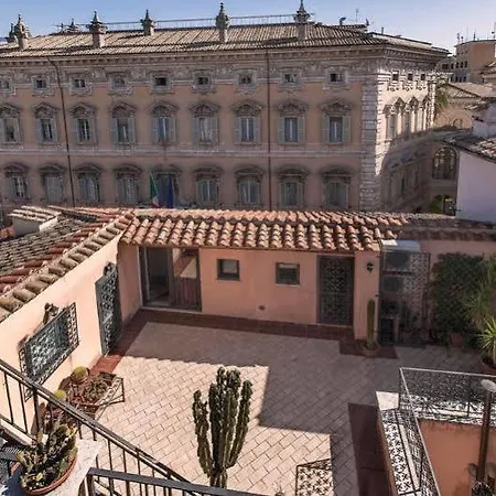 Relais Al Senato Bed & Breakfast 3*