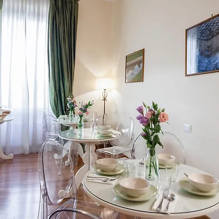 Relais Al Senato Couette-café Rome