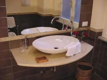 Couette-café Relais Al Senato 3*